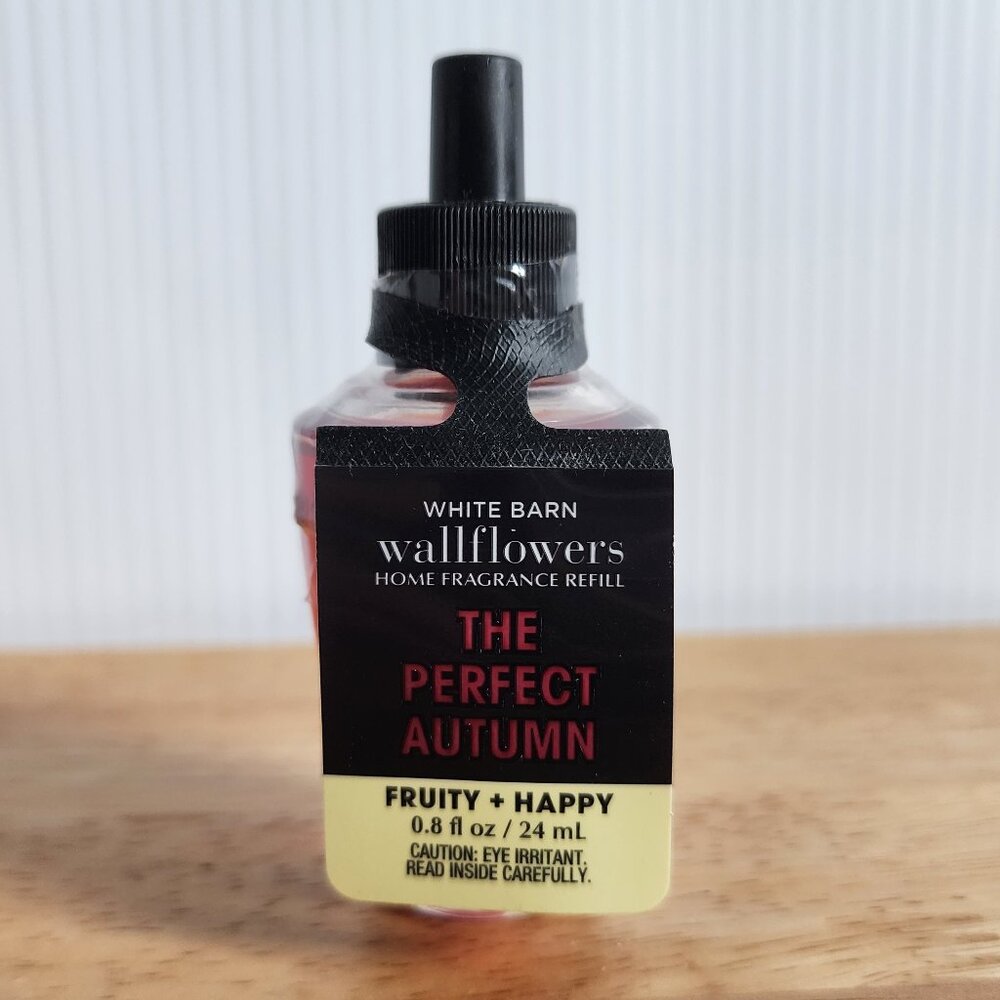 NWT Bath and Body Works, Single Wallflower Refill, The Perfect Autumn